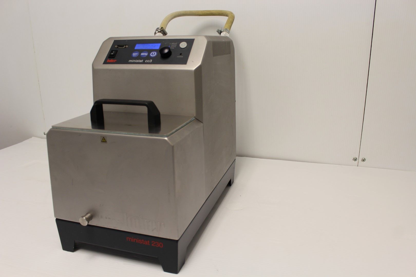 Huber Ministat 230 Cooling Circulator 33to200C Chiller Refrigerator